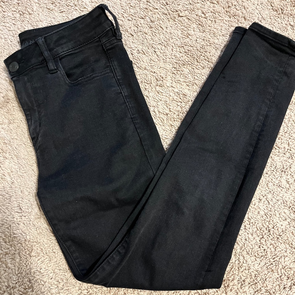 Black American Eagle Skinny Jeans